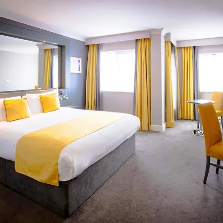 Claregalway Hotel 호텔 4*