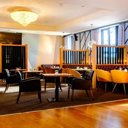호텔 Claregalway Hotel 클레어갈웨이