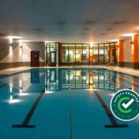 Claregalway Hotel 호텔